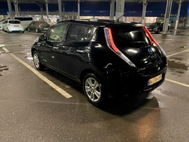 Черный Ниссан Лиф, объемом двигателя 0 л и пробегом 150 тыс. км за 3800 $, фото 3 на Automoto.ua