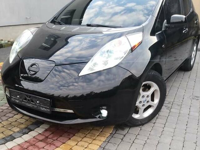 Черный Ниссан Лиф, объемом двигателя 0 л и пробегом 118 тыс. км за 4399 $, фото 18 на Automoto.ua