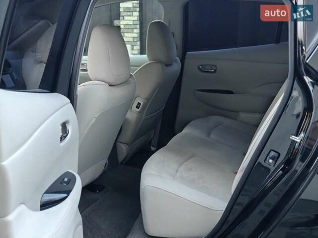 Ніссан Ліф 2012 у Івано-Франківську на Automoto.ua Чорний Ніссан Ліф, об'ємом двигуна 0 л та пробігом 71 тис. км за 4750 $, фото 19 на Automoto.ua