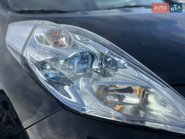 Черный Ниссан Лиф, объемом двигателя 0 л и пробегом 180 тыс. км за 3850 $, фото 25 на Automoto.ua