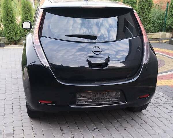 Черный Ниссан Лиф, объемом двигателя 0 л и пробегом 118 тыс. км за 4399 $, фото 19 на Automoto.ua