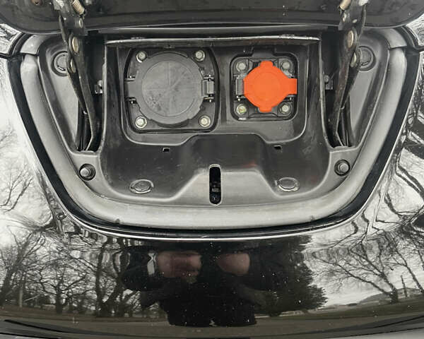 Черный Ниссан Лиф, объемом двигателя 0 л и пробегом 171 тыс. км за 5700 $, фото 31 на Automoto.ua