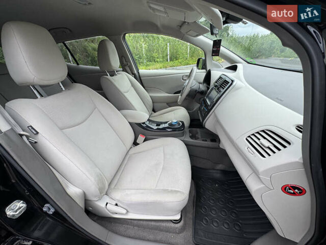 Чорний Ніссан Ліф, об'ємом двигуна 0 л та пробігом 90 тис. км за 5800 $, фото 12 на Automoto.ua