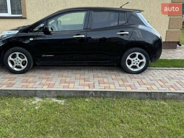 Чорний Ніссан Ліф, об'ємом двигуна 0 л та пробігом 101 тис. км за 5250 $, фото 1 на Automoto.ua