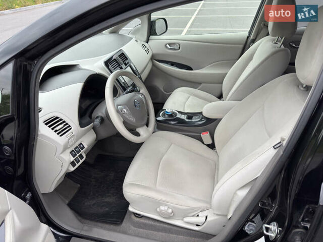 Чорний Ніссан Ліф, об'ємом двигуна 0 л та пробігом 90 тис. км за 5800 $, фото 9 на Automoto.ua