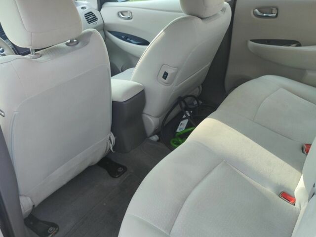 Черный Ниссан Лиф, объемом двигателя 1 л и пробегом 99 тыс. км за 6199 $, фото 3 на Automoto.ua