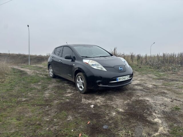 Черный Ниссан Лиф, объемом двигателя 0 л и пробегом 127 тыс. км за 3300 $, фото 3 на Automoto.ua