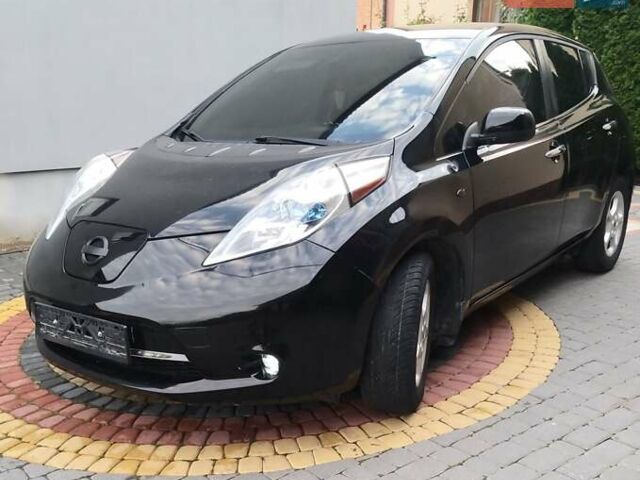 Черный Ниссан Лиф, объемом двигателя 0 л и пробегом 118 тыс. км за 4399 $, фото 13 на Automoto.ua