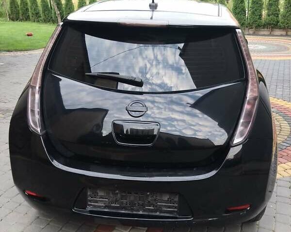 Черный Ниссан Лиф, объемом двигателя 0 л и пробегом 118 тыс. км за 4399 $, фото 9 на Automoto.ua