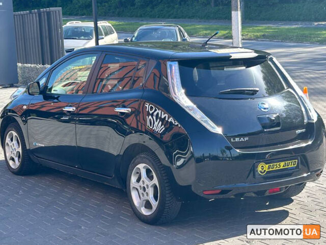 Черный Ниссан Лиф, объемом двигателя 24 л и пробегом 118 тыс. км за 7400 $, фото 3 на Automoto.ua