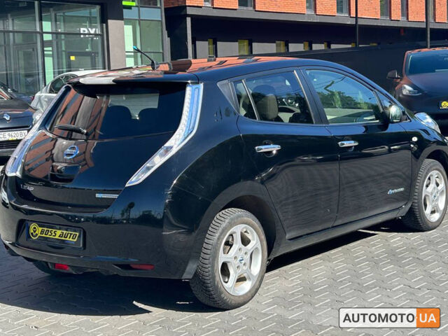 Черный Ниссан Лиф, объемом двигателя 24 л и пробегом 118 тыс. км за 7400 $, фото 5 на Automoto.ua