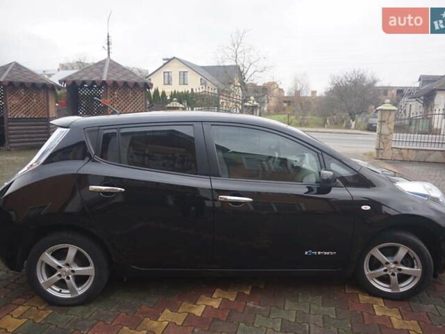 Черный Ниссан Лиф, объемом двигателя 0 л и пробегом 121 тыс. км за 4333 $, фото 16 на Automoto.ua