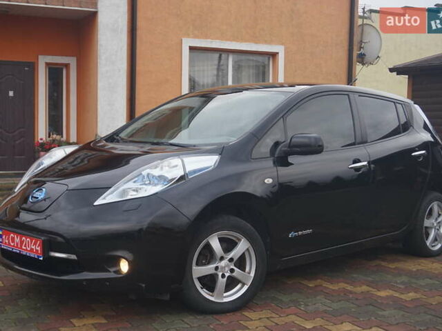 Черный Ниссан Лиф, объемом двигателя 0 л и пробегом 121 тыс. км за 4333 $, фото 2 на Automoto.ua