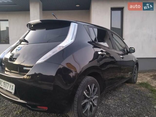 Черный Ниссан Лиф, объемом двигателя 0 л и пробегом 157 тыс. км за 4800 $, фото 4 на Automoto.ua