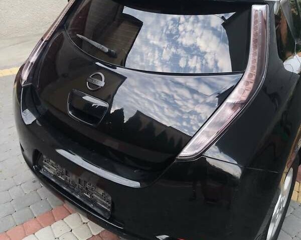 Черный Ниссан Лиф, объемом двигателя 0 л и пробегом 118 тыс. км за 4399 $, фото 11 на Automoto.ua