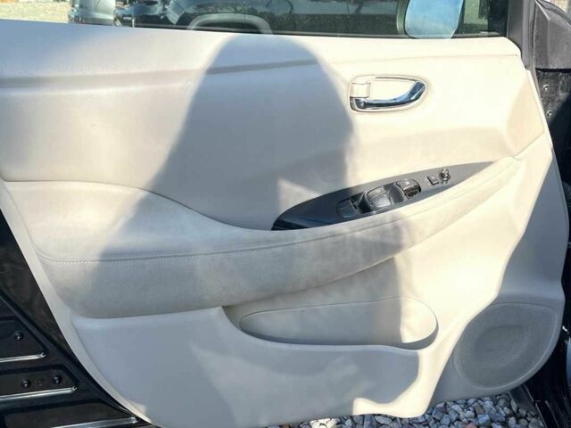 Черный Ниссан Лиф, объемом двигателя 0 л и пробегом 155 тыс. км за 5900 $, фото 21 на Automoto.ua