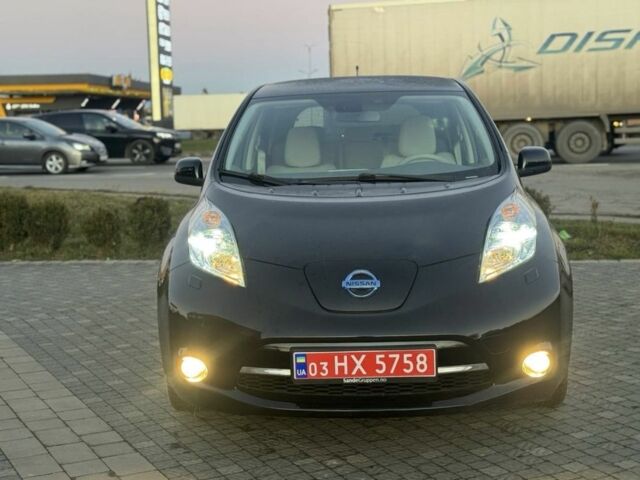 Черный Ниссан Лиф, объемом двигателя 0 л и пробегом 133 тыс. км за 4499 $, фото 3 на Automoto.ua