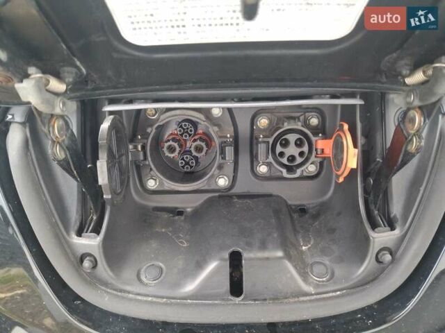 Черный Ниссан Лиф, объемом двигателя 0 л и пробегом 157 тыс. км за 4700 $, фото 10 на Automoto.ua