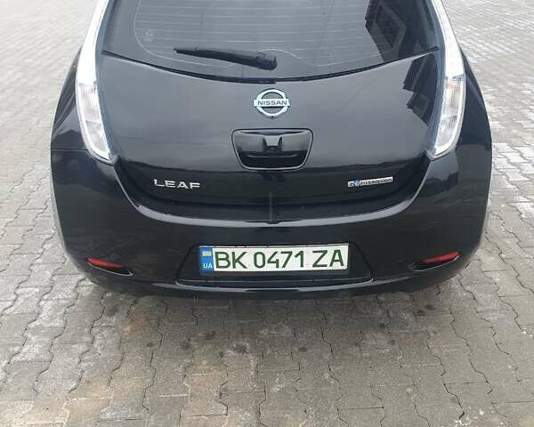 Чорний Ніссан Ліф, об'ємом двигуна 0 л та пробігом 109 тис. км за 5000 $, фото 5 на Automoto.ua