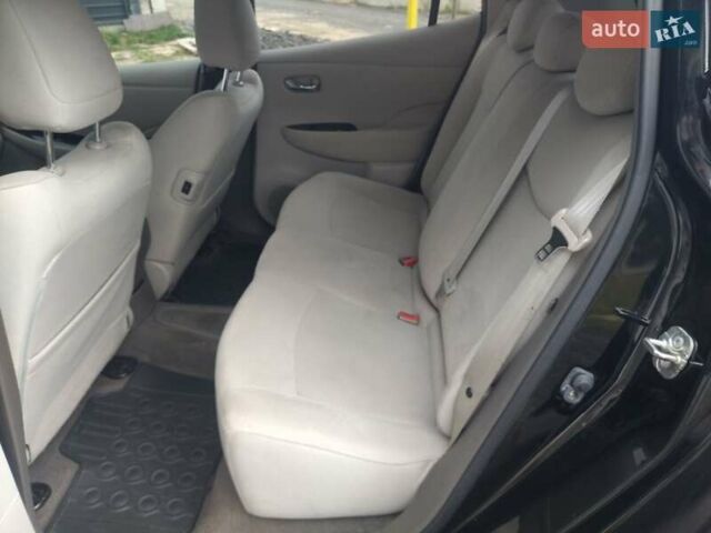 Черный Ниссан Лиф, объемом двигателя 0 л и пробегом 157 тыс. км за 4700 $, фото 7 на Automoto.ua