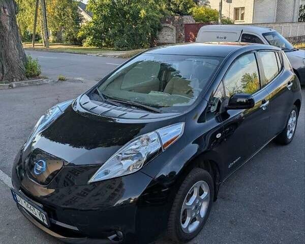Черный Ниссан Лиф, объемом двигателя 0 л и пробегом 153 тыс. км за 3900 $, фото 7 на Automoto.ua