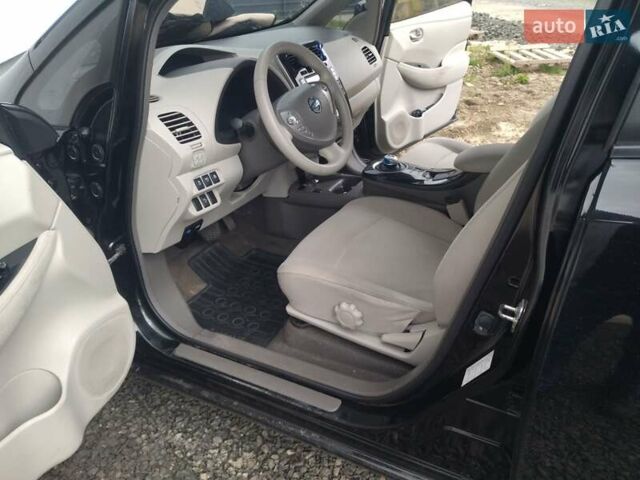 Черный Ниссан Лиф, объемом двигателя 0 л и пробегом 157 тыс. км за 4700 $, фото 9 на Automoto.ua