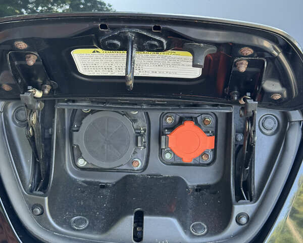 Чорний Ніссан Ліф, об'ємом двигуна 0 л та пробігом 90 тис. км за 5800 $, фото 24 на Automoto.ua