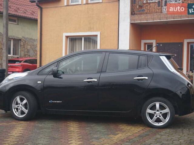 Черный Ниссан Лиф, объемом двигателя 0 л и пробегом 121 тыс. км за 4333 $, фото 12 на Automoto.ua