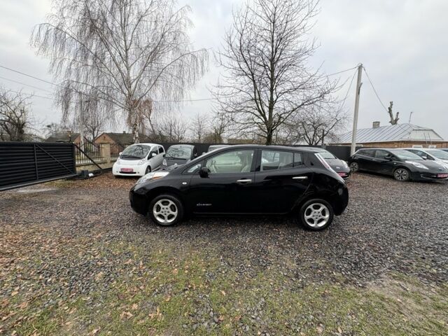 Черный Ниссан Лиф, объемом двигателя 0 л и пробегом 97 тыс. км за 4000 $, фото 17 на Automoto.ua