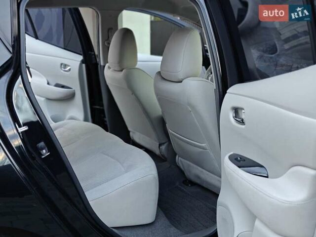 Ніссан Ліф 2012 у Івано-Франківську на Automoto.ua Чорний Ніссан Ліф, об'ємом двигуна 0 л та пробігом 71 тис. км за 4750 $, фото 21 на Automoto.ua