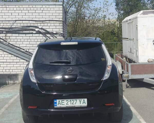 Черный Ниссан Лиф, объемом двигателя 0 л и пробегом 220 тыс. км за 6200 $, фото 8 на Automoto.ua