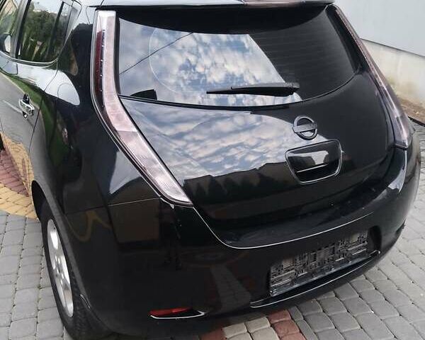 Черный Ниссан Лиф, объемом двигателя 0 л и пробегом 118 тыс. км за 4399 $, фото 10 на Automoto.ua