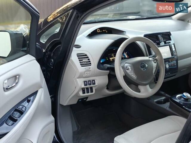 Ніссан Ліф 2012 у Івано-Франківську на Automoto.ua Чорний Ніссан Ліф, об'ємом двигуна 0 л та пробігом 71 тис. км за 4750 $, фото 23 на Automoto.ua