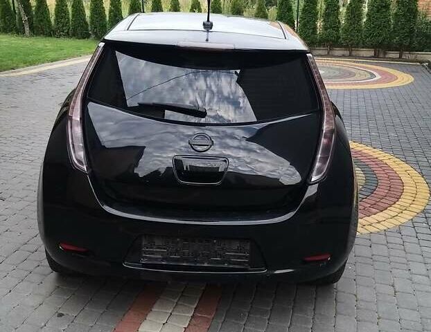 Черный Ниссан Лиф, объемом двигателя 0 л и пробегом 118 тыс. км за 4399 $, фото 6 на Automoto.ua