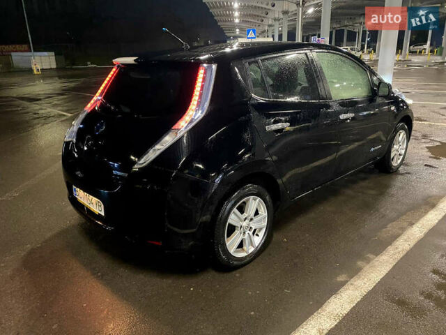 Черный Ниссан Лиф, объемом двигателя 0 л и пробегом 150 тыс. км за 3800 $, фото 6 на Automoto.ua