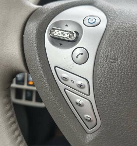 Черный Ниссан Лиф, объемом двигателя 0 л и пробегом 114 тыс. км за 5000 $, фото 9 на Automoto.ua