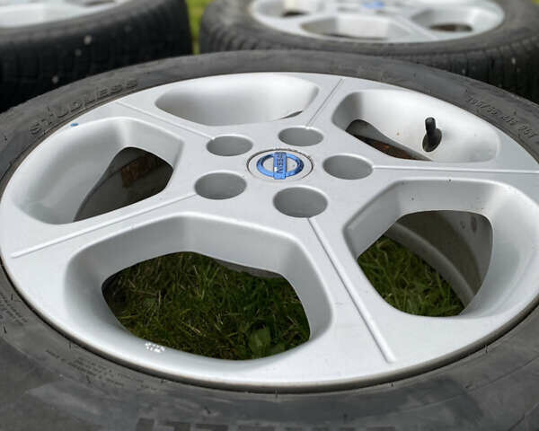 Черный Ниссан Лиф, объемом двигателя 0 л и пробегом 130 тыс. км за 5990 $, фото 16 на Automoto.ua