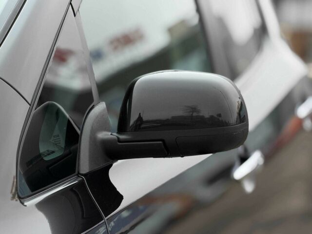 Чорний Ніссан Ліф, об'ємом двигуна 2 л та пробігом 118 тис. км за 7500 $, фото 5 на Automoto.ua