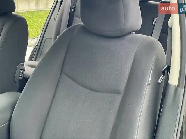 Черный Ниссан Лиф, объемом двигателя 0 л и пробегом 128 тыс. км за 7200 $, фото 60 на Automoto.ua