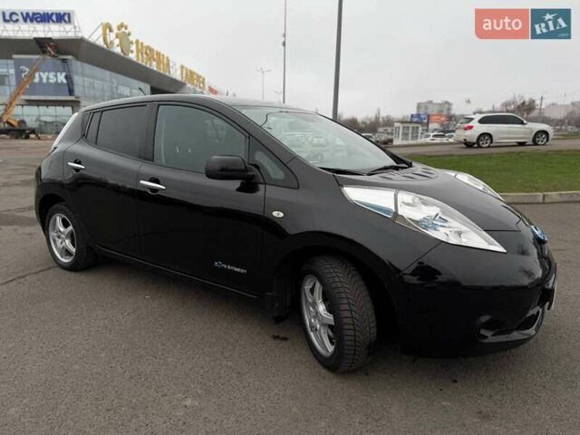Чорний Ніссан Ліф, об'ємом двигуна 0 л та пробігом 118 тис. км за 7500 $, фото 16 на Automoto.ua