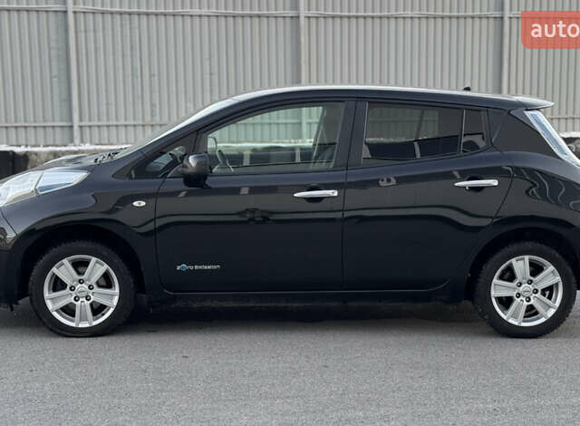 Черный Ниссан Лиф, объемом двигателя 0 л и пробегом 98 тыс. км за 7200 $, фото 2 на Automoto.ua