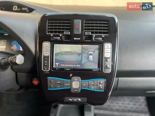 Черный Ниссан Лиф, объемом двигателя 0 л и пробегом 140 тыс. км за 7600 $, фото 2 на Automoto.ua