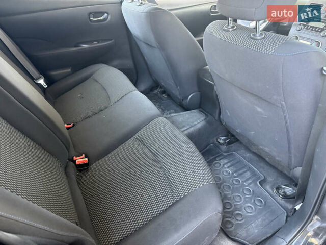 Чорний Ніссан Ліф, об'ємом двигуна 0 л та пробігом 109 тис. км за 6000 $, фото 10 на Automoto.ua