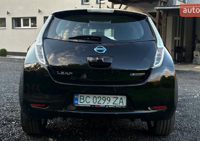 Чорний Ніссан Ліф, об'ємом двигуна 0 л та пробігом 179 тис. км за 5500 $, фото 26 на Automoto.ua