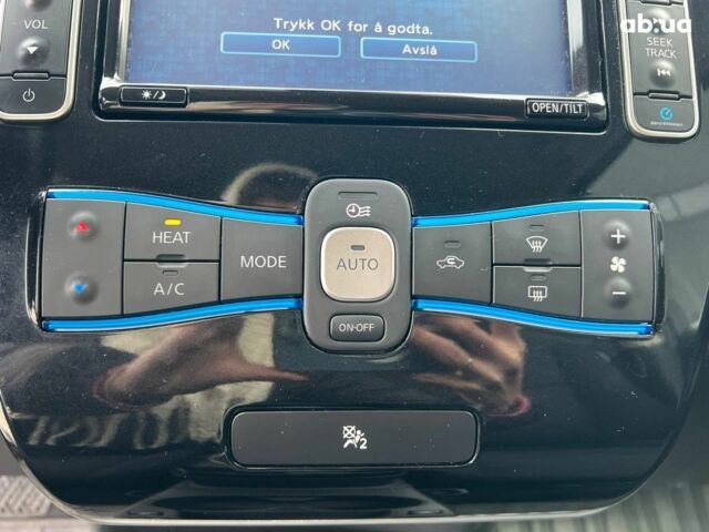 Ниссан Лиф 2013 в Львове на Automoto.ua Черный Ниссан Лиф, объемом двигателя 0 л и пробегом 117 тыс. км за 6980 $, фото 30 на Automoto.ua