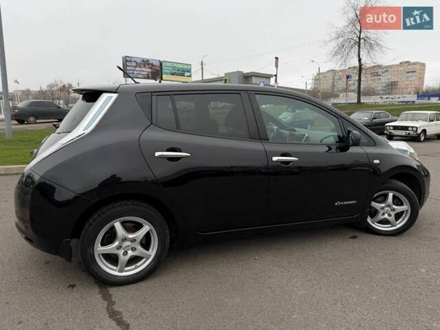 Чорний Ніссан Ліф, об'ємом двигуна 0 л та пробігом 118 тис. км за 7500 $, фото 21 на Automoto.ua