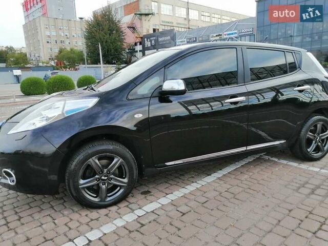 Черный Ниссан Лиф, объемом двигателя 0 л и пробегом 146 тыс. км за 7900 $, фото 33 на Automoto.ua