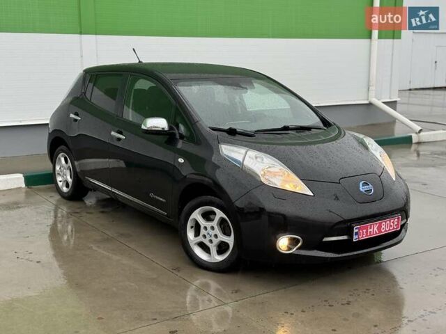 Черный Ниссан Лиф, объемом двигателя 0 л и пробегом 134 тыс. км за 6800 $, фото 1 на Automoto.ua