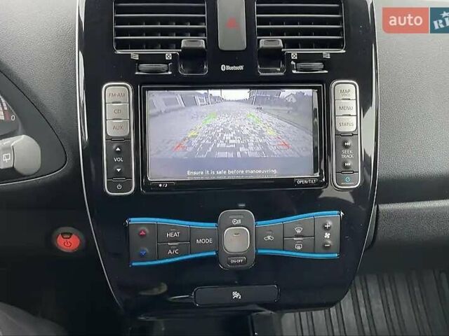 Черный Ниссан Лиф, объемом двигателя 0 л и пробегом 128 тыс. км за 7200 $, фото 39 на Automoto.ua