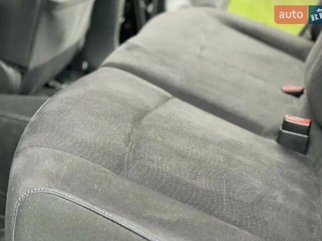 Черный Ниссан Лиф, объемом двигателя 0 л и пробегом 128 тыс. км за 7200 $, фото 65 на Automoto.ua